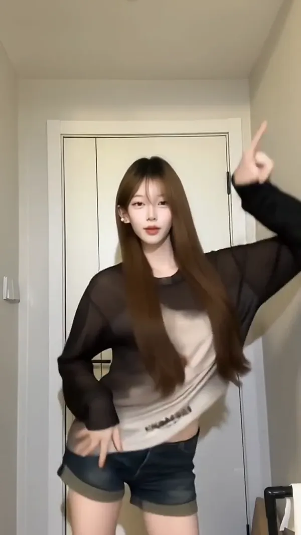 要什么感觉我给你|梅子摇💃 - 主图（AI艺术作品）