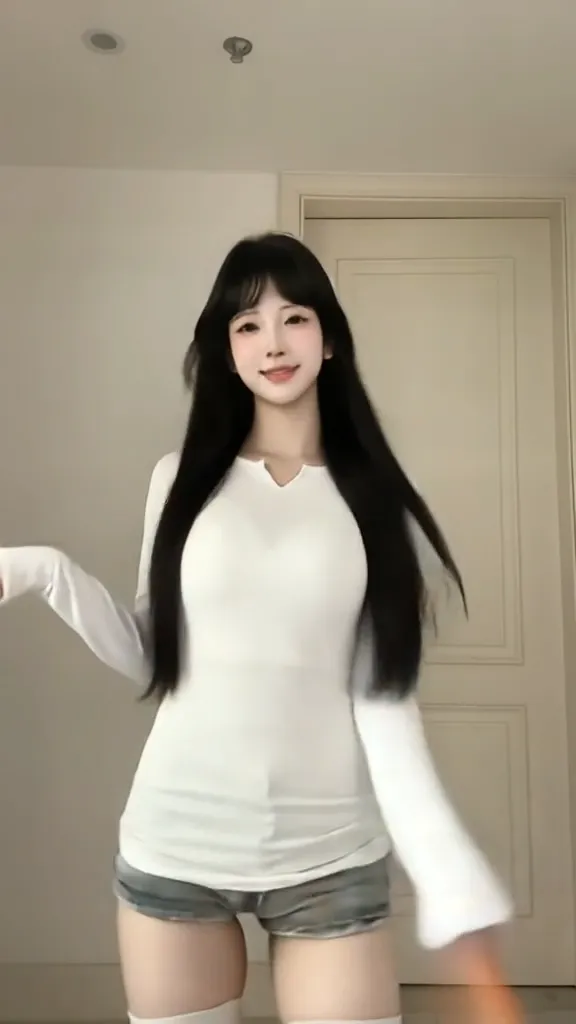 🔥嘎嘎摇2卡点舞💃 - 主图（AI艺术作品）