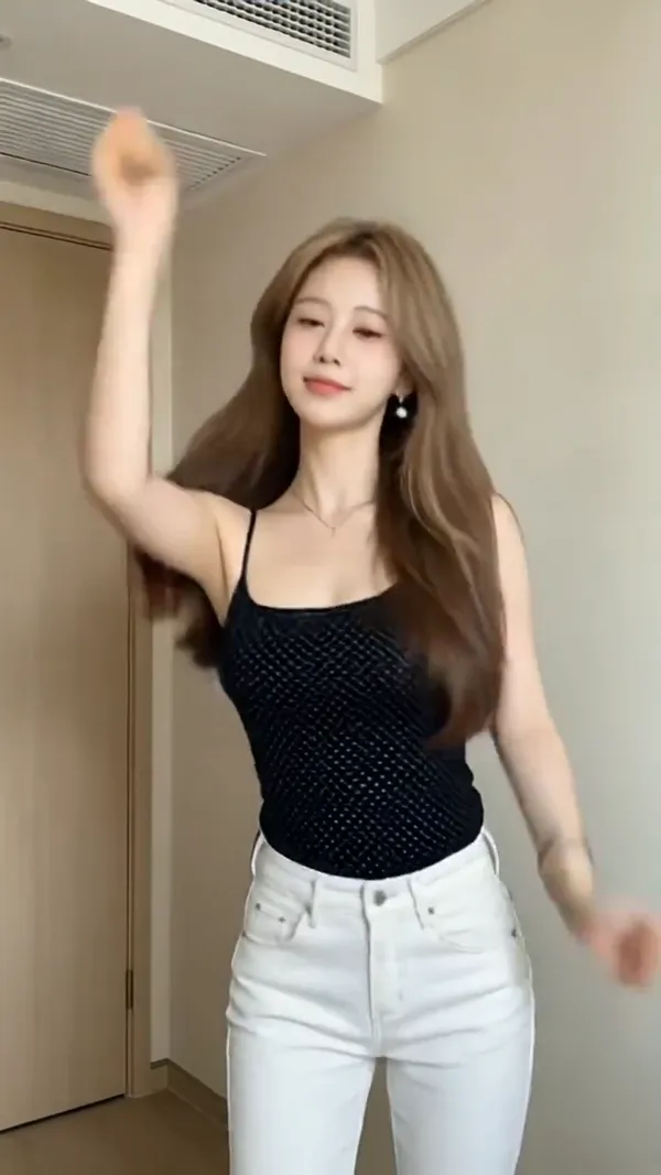 🔥酷炫舞蹈💃《山西摇》 - 主图（AI艺术作品）