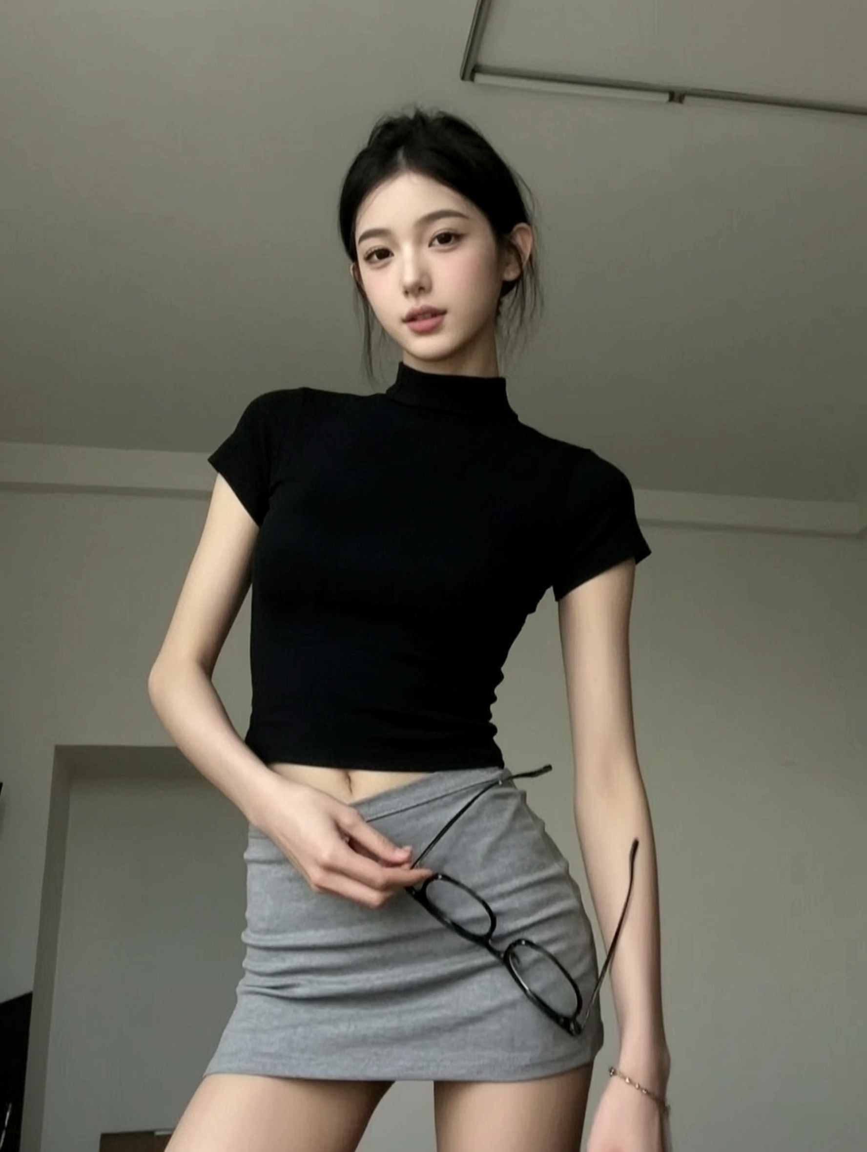 清冷知性高级感随拍 - 作品图1