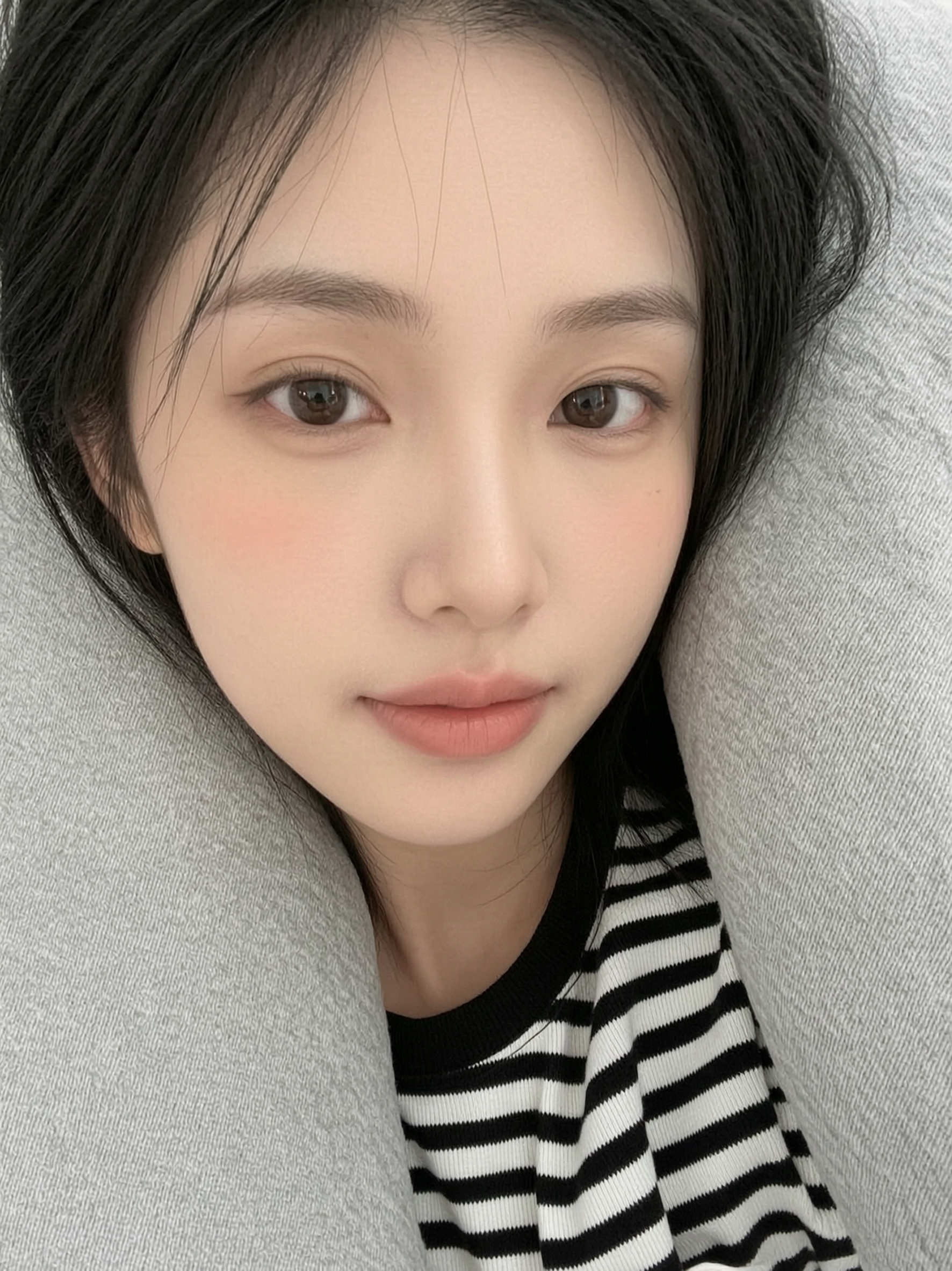 原生感居家素颜氛围感｜上传女生照片做同款 - 作品图2