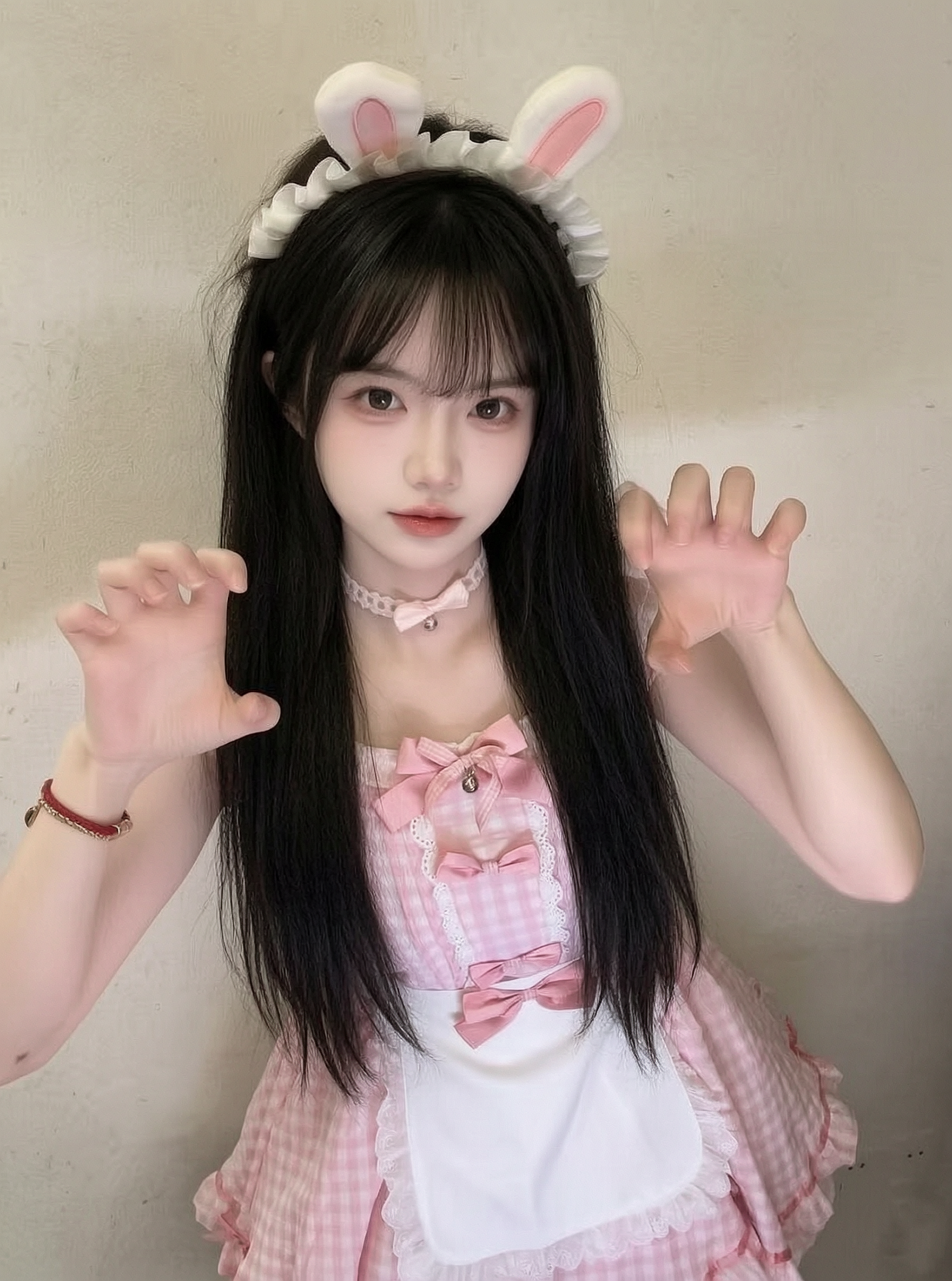 AI女仆装写真|上传照片做同款 - 作品图1